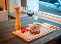 ��������: �������� �Red. Steak and Wine�